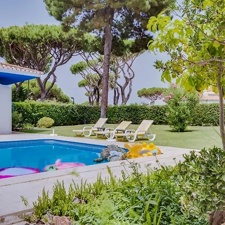 Hd - 4bedrooms - Private Pool - 15 Minutes Walking To Vilamoura Marina Villa Quarteira