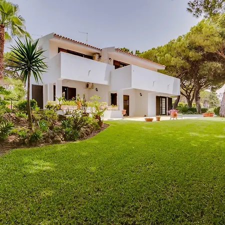 Villa Hd - 4bedrooms - Private Pool - 15 Minutes Walking To Vilamoura Marina *