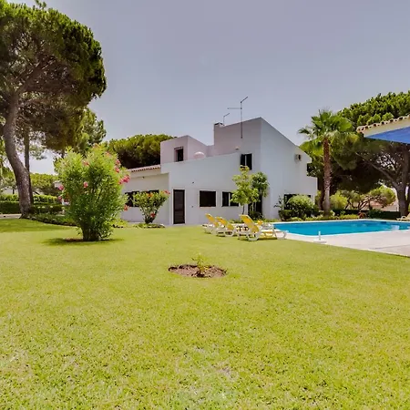 Hd - 4bedrooms - Private Pool - 15 Minutes Walking To Vilamoura Marina *